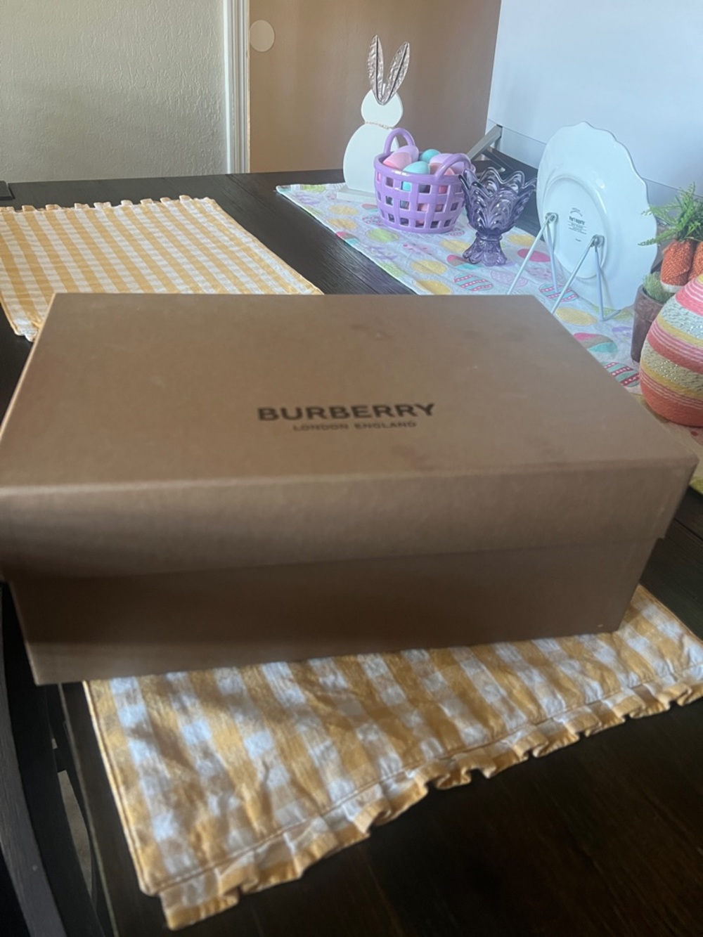 NWT Burberry Cream, Beige & Tan Low-Top Sneakers with Signature Check. - Picture 11 of 11